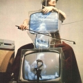 075-Nam-June-Paik-tv-cello